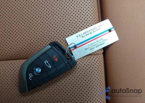 2023 BMW 330I xDrive из США, поврежденный, VIN 3MW89FF09P8D04928